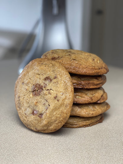 Choc Nut Cookie